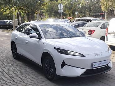 BYD: BYD E6: 2026 г., 0.1 л, Автомат, Электромобиль, Седан — 2