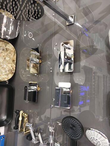 Duş üçün kranlar: Məhsul: Duş və hamam üçün divar daxili qarışdırıcı kranlar və duş -da lalafo.az — 11 Duş üçün kranlar: Məhsul: Duş və hamam üçün divar daxili qarışdırıcı kranlar və duş — 11