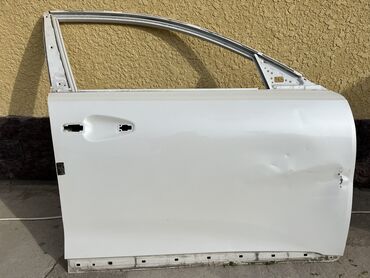 кузов е36: Передняя правая дверь Kia 2018 г., Б/у, цвет - Белый,Оригинал