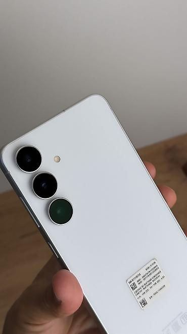 redmi note 19: Samsung Galaxy S25 FE, Б/у, 512 ГБ, цвет - Белый, 2 SIM — 2