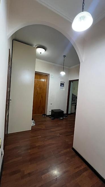 Продажа квартир: 3 комнаты, 72 м², Сталинка, 2 этаж — 17