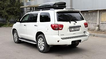 секутер: Toyota Sequoia: 2010 г., 5.7 л, Автомат, Газ, Внедорожник — 2