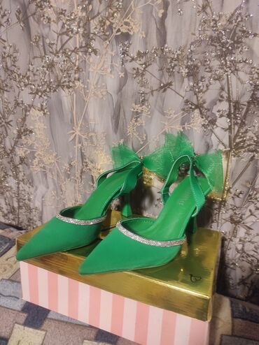 кеды обувь: Туфли 36, цвет - Зеленый