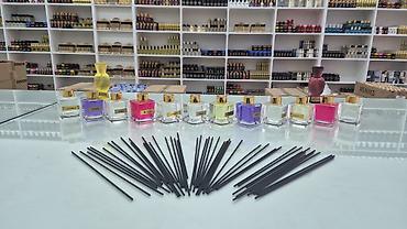 Hədiyyə bağlamaları: Hədiyyə qutusu, rəng - Qızılı — 53