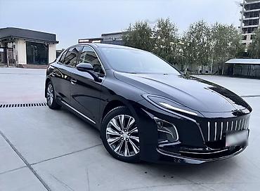 Сдаю в аренду на длительный срок Hongqi E-QM5. 2022г. Электрический