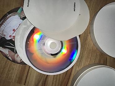 Kasete, CD i DVD: K‑pop set: magazini, albumi, stikeri i sitni merch Prodajem svoje — 14