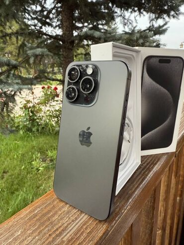 Apple iPhone: IPhone 15 Pro, Б/у, 128 ГБ, Black Titanium, Кабель, Коробка, 89 %