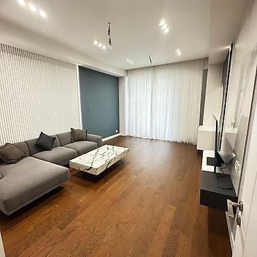 Yeni tikili: Satılır 2 otaqlı yeni tikili 95 m², Ağ şəhər q. Kateqoriya Yeni — 5