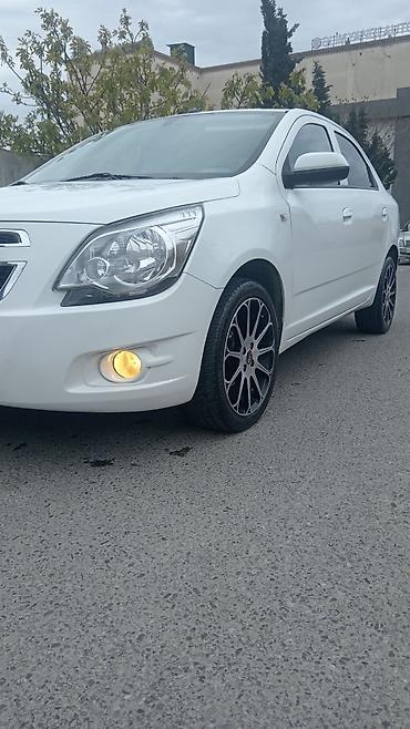 byd gunluk kirayə: Arendaya verilir qalmaq şerti ile ilkin ödəniş 1000 günü 25 manat 36 — 1