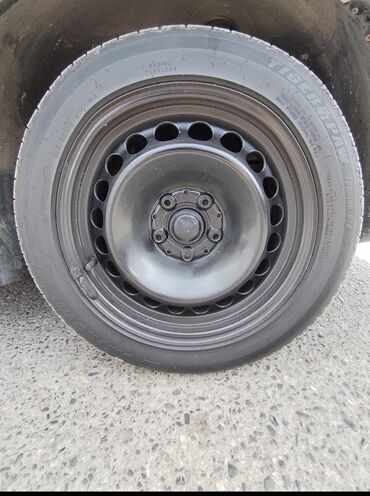 təkərlər 17: İşlənmiş Disk təkər Mercedes-Benz 215 / 55 / R 16, 5 Boltlu