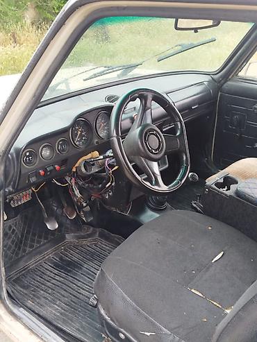 yan guzgulər s: VAZ (LADA) : 1.6 l | 1993 il Sedan — 3