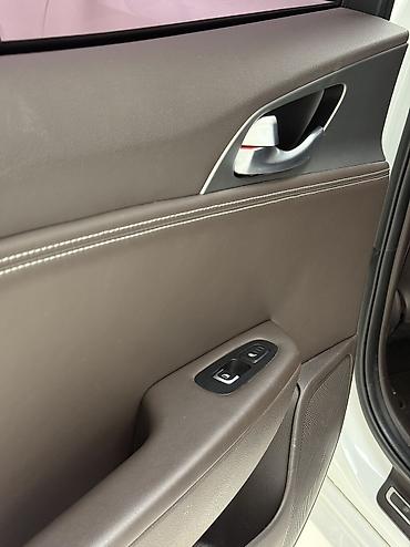 Kia: Kia Stinger: 2019 г., 2.2 л, Автомат, Дизель, Хэтчбэк — 17