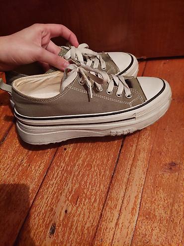 converse canta: 40 razmer converse 1 defe qeyinilib razmer uygun gelmiyib yeni — 2