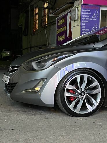 Шины: Б/у Колесо Hyundai 40 / R 18, 5 Болтов