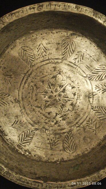 Əntiq qablar: Məhsul: Əl işli mis/naqişli qablar dəsti (3 ədəd) Təsvir: - Şərq — 12