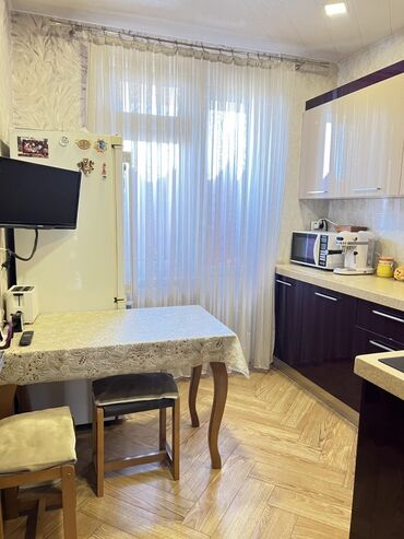 Qonaq otağı dəstləri: Kredit yoxdur — 18