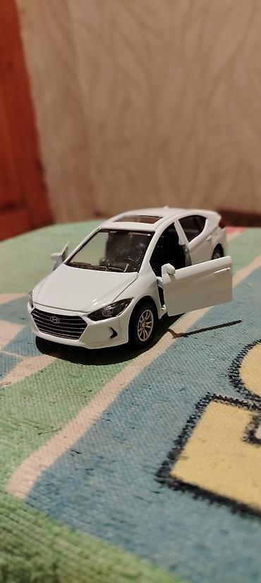 Digər: Wekilde Gorduyunuz Ağ Elantra 2016-dan 2018 kimi Olan Modelidi Satiram — 5