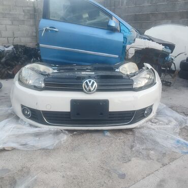 Бамперы и комплектующие: Бампер Передний Volkswagen