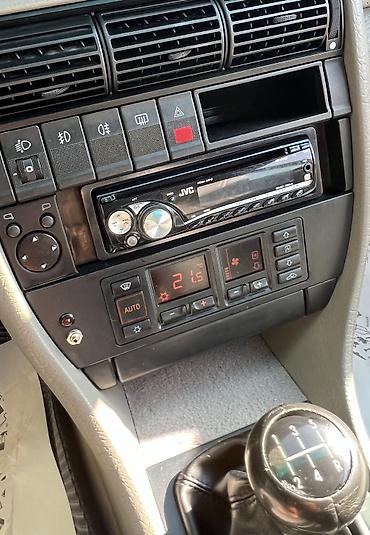 срочно ауди: Audi A6: 1995 г., 2.6 л, Механика, Бензин, Седан — 8