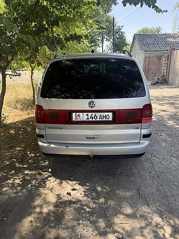 срочное: Volkswagen Sharan: 2003 г., Автомат, Бензин, Минивэн — 4