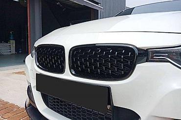 b kategorija cena: DIAMOND MASKE BUBREZI RESETKE GRILOVI BMW 3 F30 - CRNI LAK | DIAMOND — 1