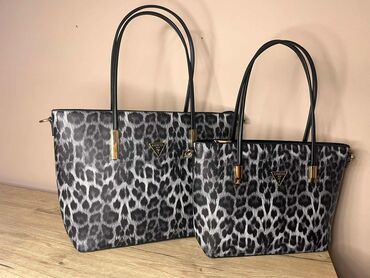 Torbe: 2900 torbe i rancevi, vece torbe 3200 novcanici 1750 — 1