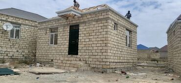 2 этажные виллы: Masazır 2 otaqlı, 36 kv. m, Kredit var, Təmirsiz