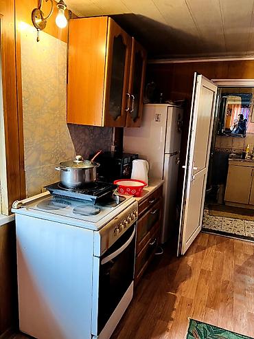 Продажа коттеджей и домов: 📌В селе Полтавка продаётся дом из 4-х комнат, тёплый дом со всеми — 8