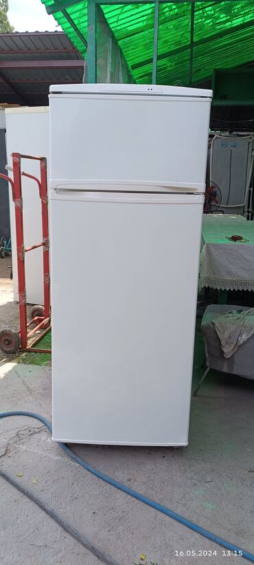 купить бу холодильник с рук: Холодильник Nord, Б/у, Двухкамерный, De frost (капельный), 60 * 150 * 60