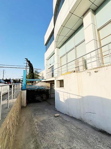 Коммерческая недвижимость: Xəzər tv-nin yanında əsas yol qırağında 2 mərtəbəli obyektin 340 kv.m — 6