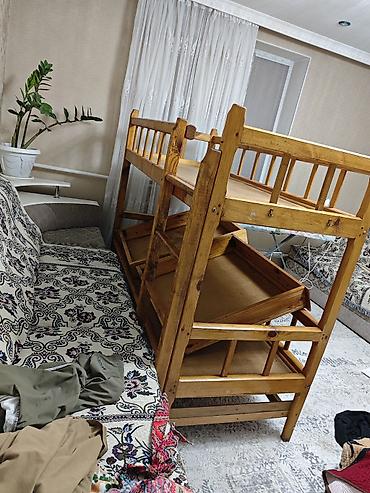 bunk bed: Двухъярусная деревянная кровать (разборная) - Материал: массив дерева — 1
