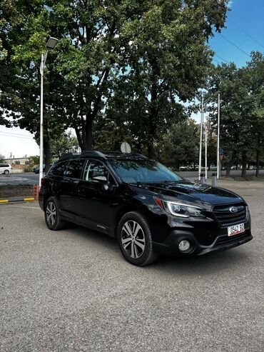 срочно в связи с переездом: Представляем Subaru Outback 2019 обьем2.5i Limited, элегантный черный