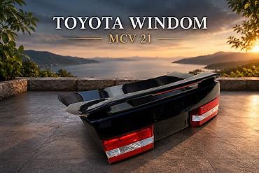 спойлер виндом: Крышка багажника Toyota, 2001 г., Б/у, Оригинал — 2