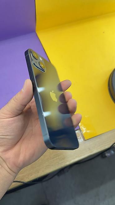 Apple iPhone: IPhone 13, Б/у, 256 ГБ, 95 % — 12