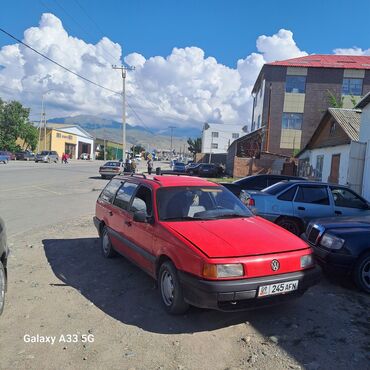 ади 80: Volkswagen Passat: 1992 г., 1.8 л, Механика, Бензин, Универсал