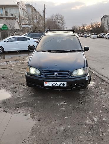 баранки: Toyota Ipsum: 1996 г., 2 л, Автомат, Бензин, Минивэн — 5
