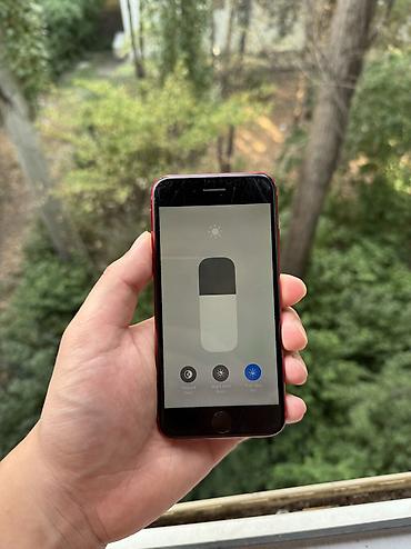 Apple iPhone: IPhone 8, Б/у, 64 ГБ, Красный, 100 % — 9