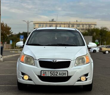 дэу ланос: Daewoo Gentra: 2008 г., 1.3 л, Автомат, Бензин, Хэтчбэк