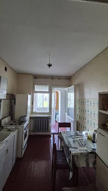 без ан: 3 комнаты, 62 м², 106 серия улучшенная, 4 этаж, Старый ремонт — 6