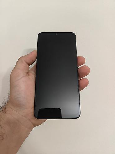 alex max: Xiaomi Redmi 13C dual sim sim free, sa 6+2/128gb. Dobro očuvan i — 1
