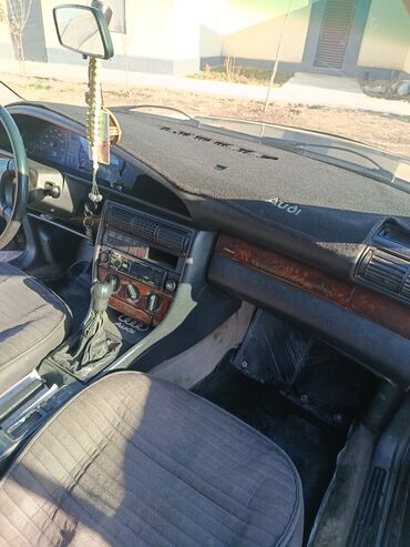 Audi: Audi Quattro: 1991 г., Механика, Бензин, Седан — 5