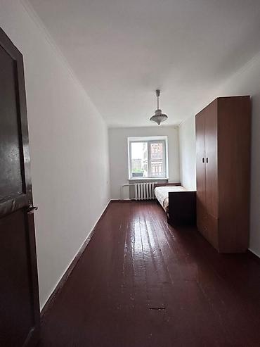 Продажа квартир: 3 комнаты, 60 м², Восток-5 мкр Индивидуалка, 5 этаж, Косметический ремонт at lalafo.kg — 3 Продажа квартир: 3 комнаты, 60 м², Восток-5 мкр Индивидуалка, 5 этаж, Косметический ремонт — 3