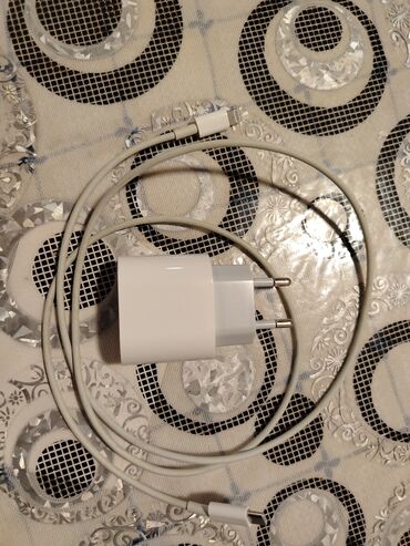 вытяжка 1000 куб м: Adapter Apple, 20 Vt, İşlənmiş