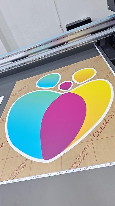 pameran it: Qapi lovheleri, UV ultra benovseyi print, her nov material uzerinde — 6