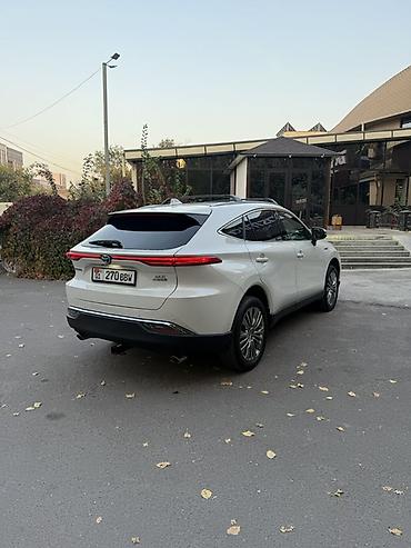 меняю титан: Toyota Venza: 2021 г., 2.5 л, Гибрид, Кроссовер — 6