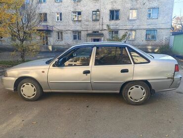 Daewoo: Daewoo Nexia: 2011 г., 1.5 л, Механика, Бензин, Седан