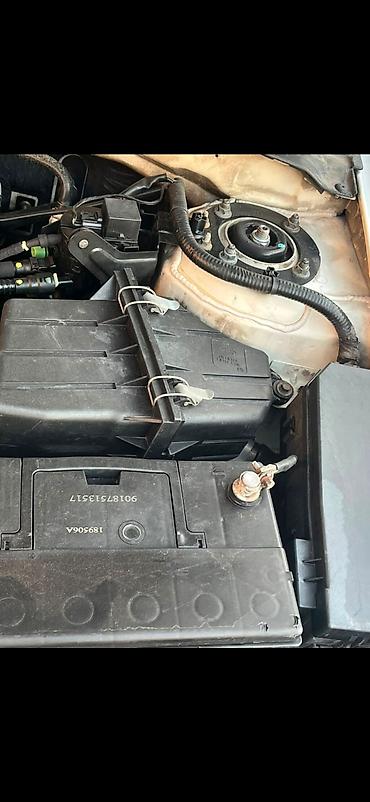 Mazda Tribute: 2003 г., Бензин, Кроссовер at lalafo.kg — 7 Mazda Tribute: 2003 г., Бензин, Кроссовер — 7