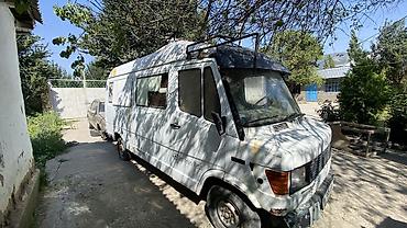 srv 3: Mercedes-Benz : 1990 г., Дизель, Фургон — 2