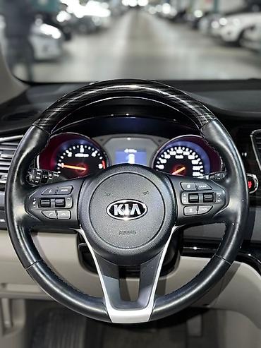 Kia: Kia Carnival: 2019 г., 2.2 л, Автомат, Дизель, Минивэн — 6