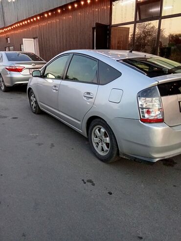 состояние хорошое: Toyota Prius: 2006 г., 1.5 л, Автомат, Бензин, Седан